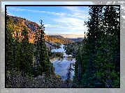 Stany Zjednoczone, Kalifornia, Hrabstwo Mono, Góra Mammoth Mountain, Jeziora Twin Lakes, Góry, Świerki