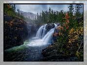 Jesień, Góry, Świerki, Skały, Wodospad Rjukandefossen, Gmina Hemsedal, Norwegia