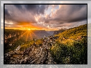 Australia, Nowa Południowa Walia, Góry Blue Mountains, Zachód Słońca, Skały