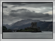Zamek Eilean Donan Castle, Most, Wzgórza, Jezioro Loch Duich, Szkocja