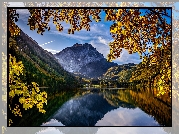 Jezioro Langbatseen, Drzewa, Góry, Alpy, Jesień, Austria