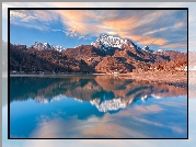 Jezioro, Lago di Gramolazzo, Góry, Las, Domy, Chmury, Prowincja Lukka, Włochy