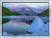 Jezioro Bachsee, Góry, Alpy Berneńskie, Góra Wetterhorn, Zima, Śnieg, Kanton Berno, Szwajcaria