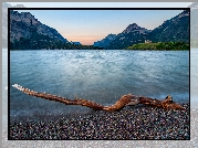 Kanada, Alberta, Park Narodowy Waterton Lakes, Góry Skaliste, Jezioro Upper Waterton Lake, Hotel Księcia Walii Prince of Wales, Hotel Prince of Wales