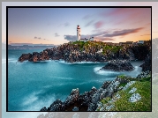 Morze, Latarnia morska, Fanad Head Lighthouse, Skały, Wschód słońca, Chmury, Portsalon, Irlandia Północna