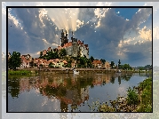 Rzeka Łaba, Zamek Albrechtsburg, Domy, Chmury, Drzewa, Miśnia, Niemcy