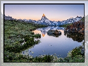 Góry Alpy, Szczyt Matterhorn, Jezioro Stellisee, Kamienie, Kanton Valais, Szwajcaria