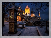 Zima, Oświetlony, Zamek Oberhofen, Oberhofen am Thunersee, Kanton Berno, Szwajcaria