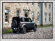 Czarny, Land Rover Defender II, Druga generacja, Budynek