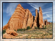 Skały, Drzewa, Krzewy, Suchy, Konar, Park Narodowy Arches, Stan Utah, Stany Zjednoczone