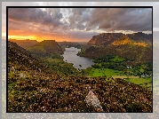 Góry High Stile, Dolina, Jezioro, Crummock Water, Drzewa, Domy, Zachód słońca, Chmury, Park Narodowy Lake District, Anglia