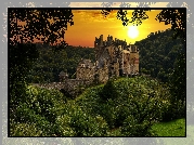 Zamek Eltz, Wzgórze, Lasy, Drzewa, Niebo, Zachód słońca, Niemcy