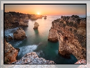 Wybrzeże, Skały, WSchód słońca, Morze, Region Algarve, Portugalia