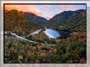 Jesień, Jezioro, Echo Lake, Góry, White Mountains, Lasy, Drzewa, Droga, New Hampshire, Stany Zjednoczone