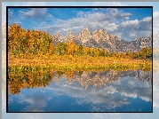 Park Narodowy Grand Teton, Rzeka, Snake River, Góry, Teton Range, Drzewa, Jesień, Chmury, Stan Wyoming, Stany Zjednoczone