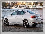 Skoda Superb iV