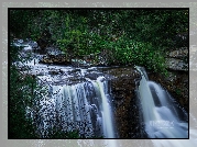 Stany Zjednoczone, Wirginia Zachodnia, Park Stanowy Blackwater Falls, Wodospad, Blackwater Falls, Kaskada, Skały, Drzewa, Roślinność