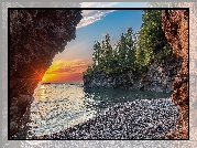 Jaskinia, Skały, Jezioro, Superior Lake, Zachód słońca, Drzewa, Kamienie, Marquette, Michigan, Stany Zjednoczone