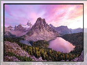Kanada, Kolumbia Brytyjska, Park Prowincjonalny Mount Assiniboine, Góra Mount Assiniboine, Jezioro Cerulean, Jezioro Sunburst Lake, Góry, Drzewa, Jeziora